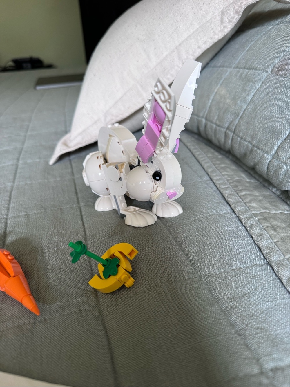 Lego 31133 White Rabbit - Picture 3 of 3